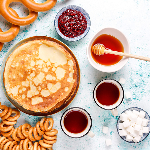 Масленица с пользой для здоровья: разбираем ингредиенты блинов с гастроэнтерологом